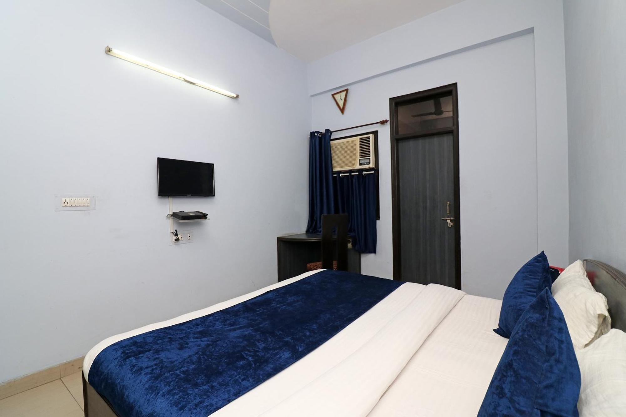 Hotel O Alpine Residency ฟารีดาบัด ภายนอก รูปภาพ